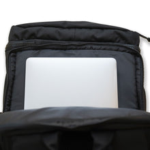 画像をギャラリービューアに読み込む, 46Lバックパック ブラック